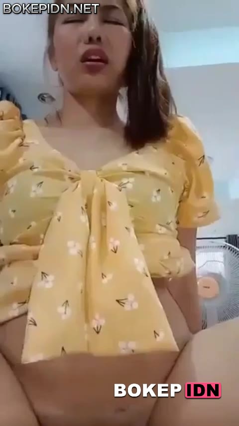 Bokep Indo Ibu Kost Menagih Uang Sewa 